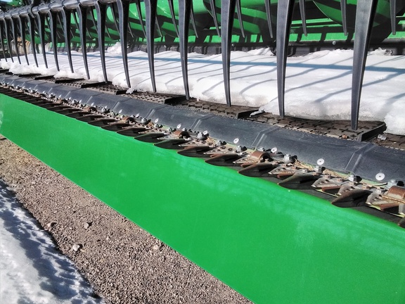 2023 John Deere HD50R Header Combine