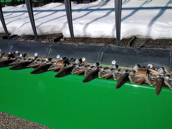 2023 John Deere HD50R Header Combine