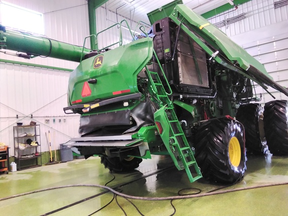 2023 John Deere X9 1000 Combine