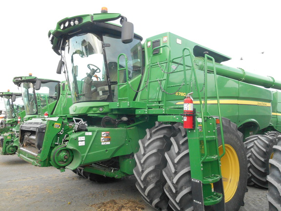 2024 John Deere S780 Combine