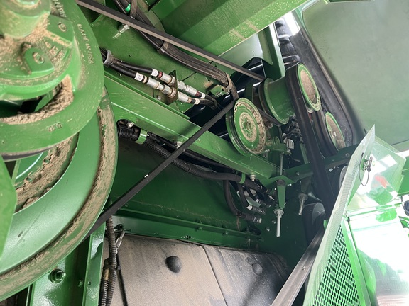 2024 John Deere S780 Combine