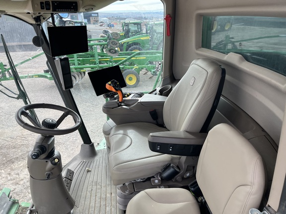 2024 John Deere S780 Combine