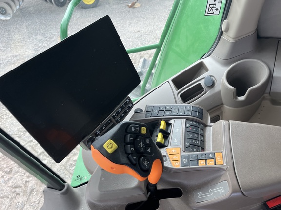 2024 John Deere S780 Combine