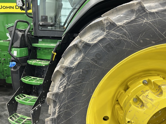 2023 John Deere 8R 340 Tractor