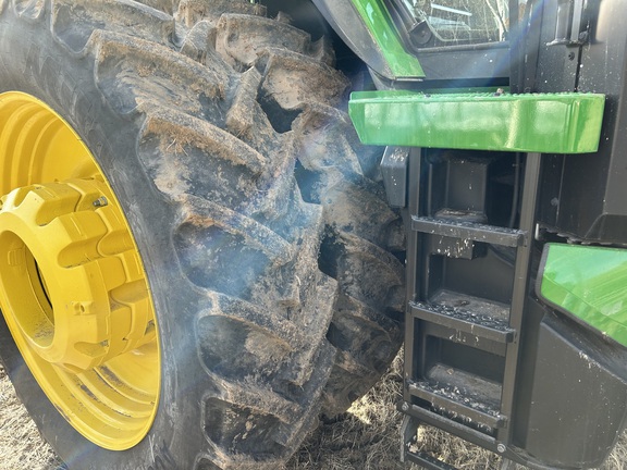 2023 John Deere 8R 340 Tractor