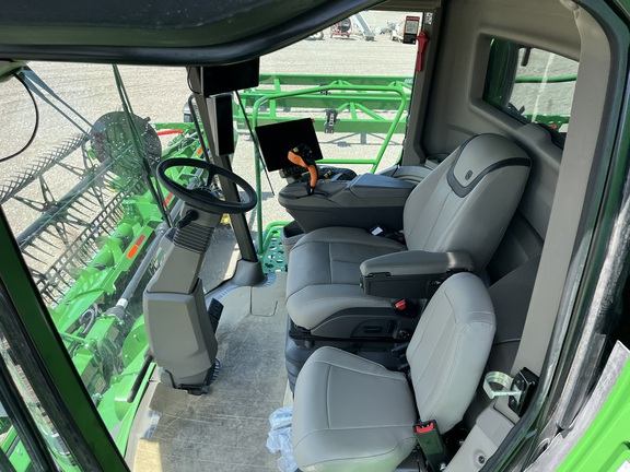 2024 John Deere X9 1000 Combine