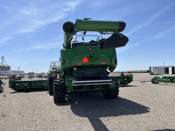2024 John Deere X9 1000 Combine