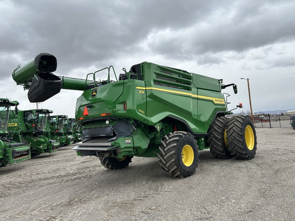 2024 John Deere X9 1000 Combine