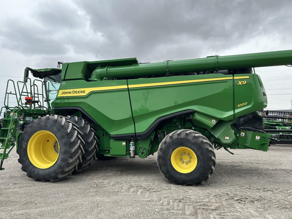 2024 John Deere X9 1000 Combine