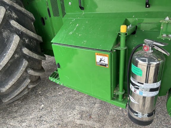 2024 John Deere X9 1000 Combine