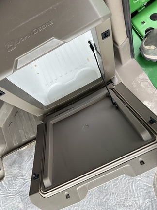 2024 John Deere X9 1000 Combine