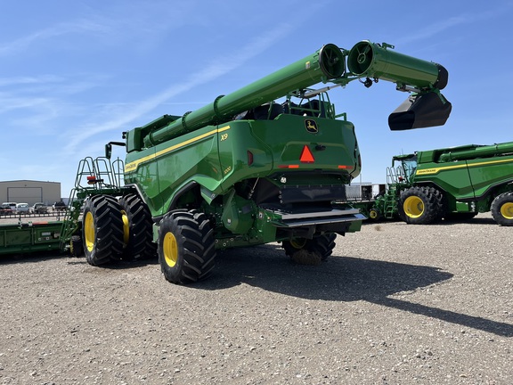 2024 John Deere X9 1000 Combine