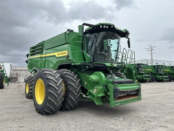2024 John Deere X9 1000 Combine