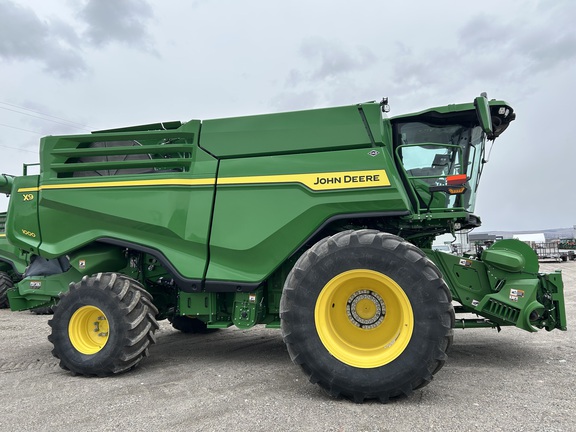2024 John Deere X9 1000 Combine