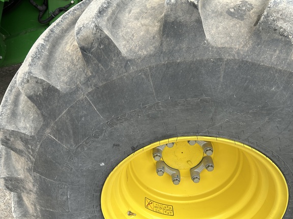 2024 John Deere X9 1000 Combine