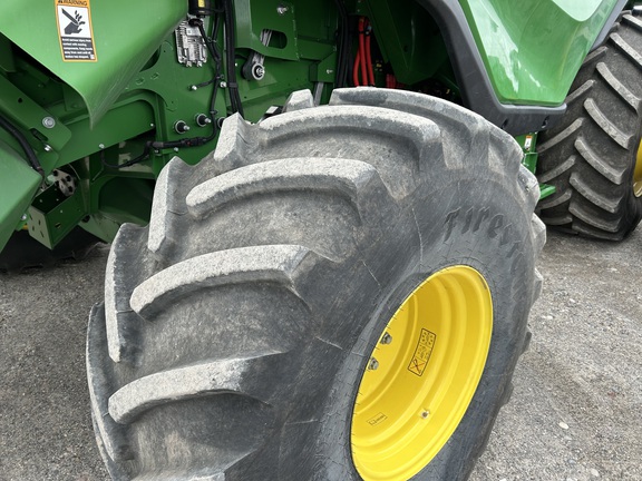 2024 John Deere X9 1000 Combine