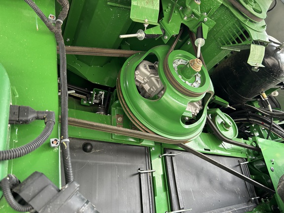 2024 John Deere X9 1000 Combine