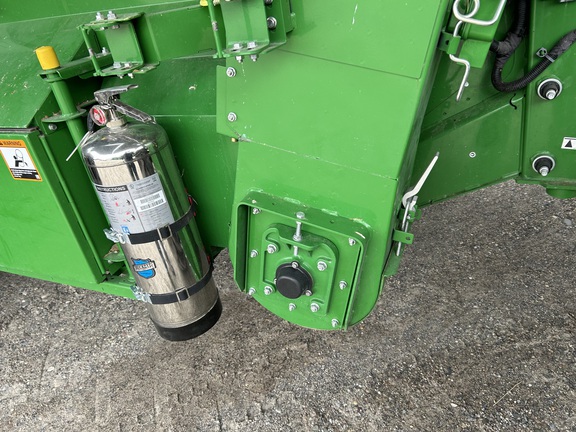 2024 John Deere X9 1000 Combine