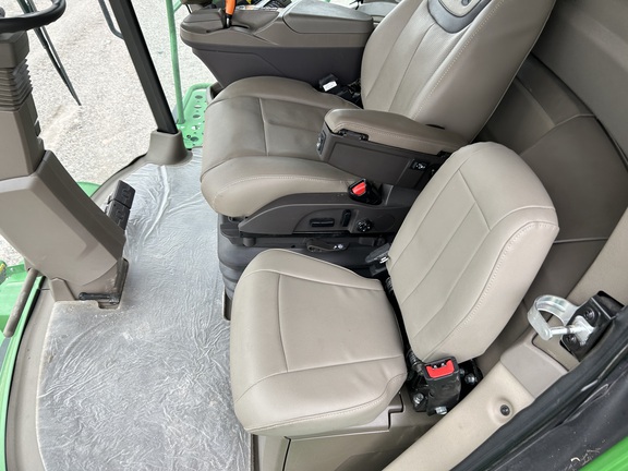 2024 John Deere X9 1000 Combine