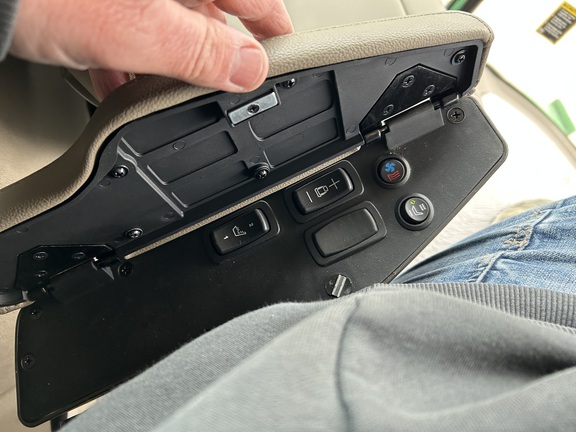 2024 John Deere X9 1000 Combine