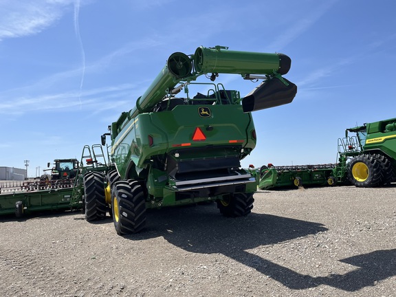 2024 John Deere X9 1000 Combine