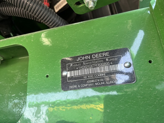 2024 John Deere X9 1000 Combine