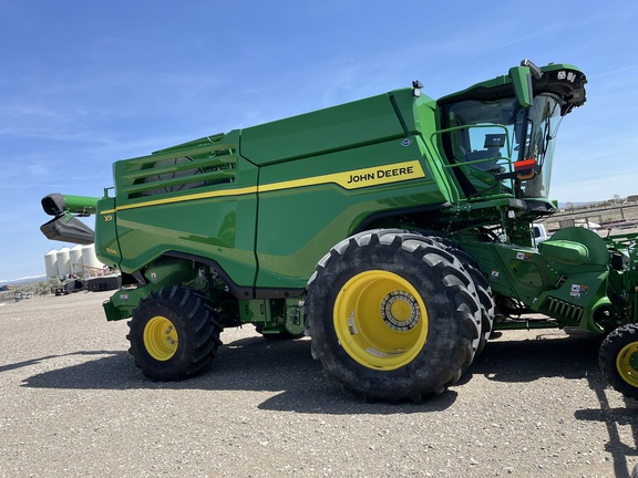 2024 John Deere X9 1000 Combine