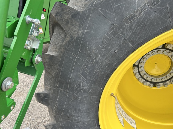 2024 John Deere X9 1000 Combine