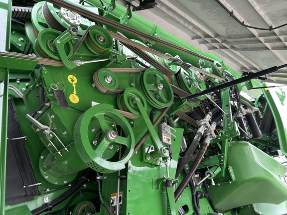 2024 John Deere X9 1000 Combine