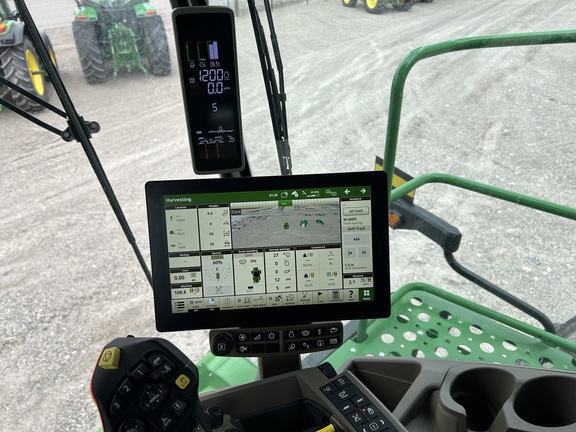 2024 John Deere X9 1000 Combine