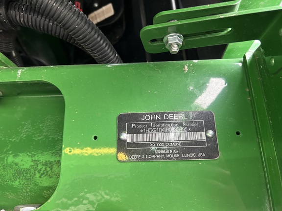 2024 John Deere X9 1000 Combine