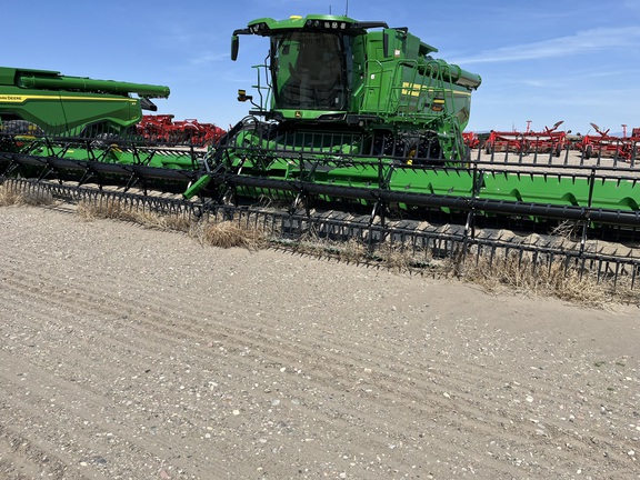 2024 John Deere HD45R Header Combine