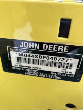 2016 John Deere 44 Snow Blower