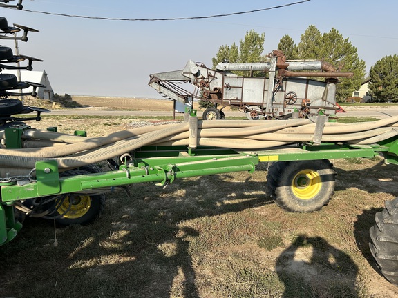 2011 John Deere 1890 Air Seeder