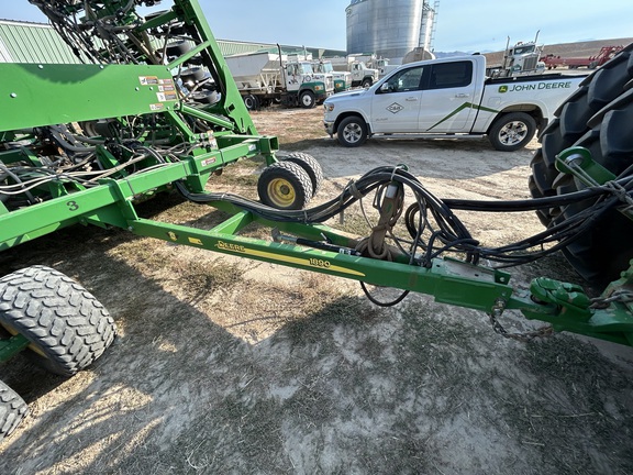 2011 John Deere 1890 Air Seeder