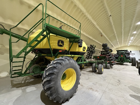 2012 John Deere 1890 Air Seeder