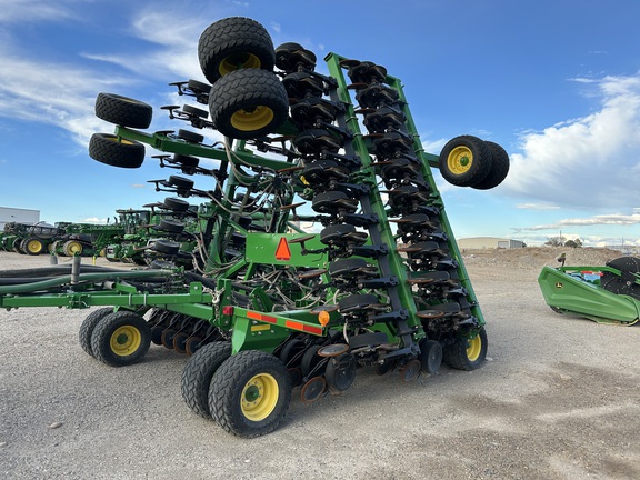 2012 John Deere 1890 Air Seeder