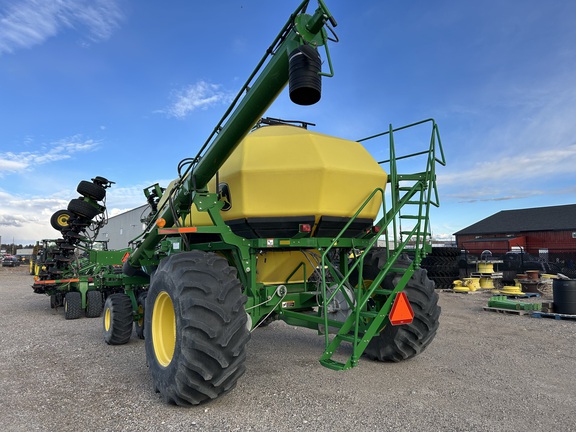 2012 John Deere 1890 Air Seeder