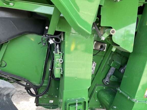 2023 John Deere S780 Combine