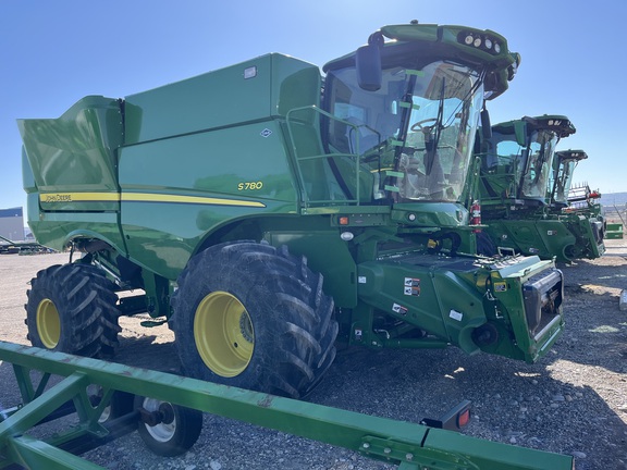 2023 John Deere S780 Combine