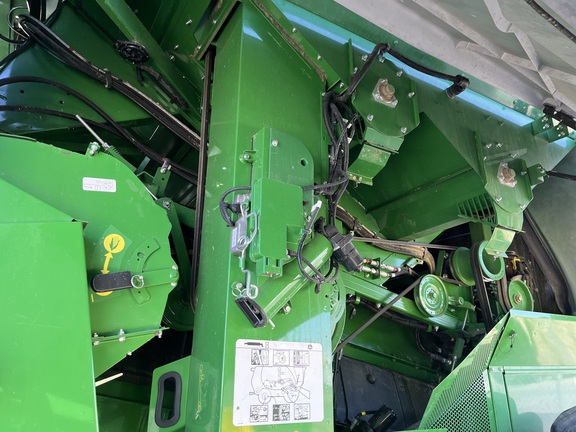 2023 John Deere S780 Combine
