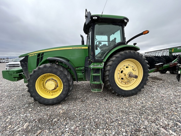 2013 John Deere 8285R Tractor