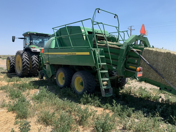 2022 John Deere L341 Baler/Big Square