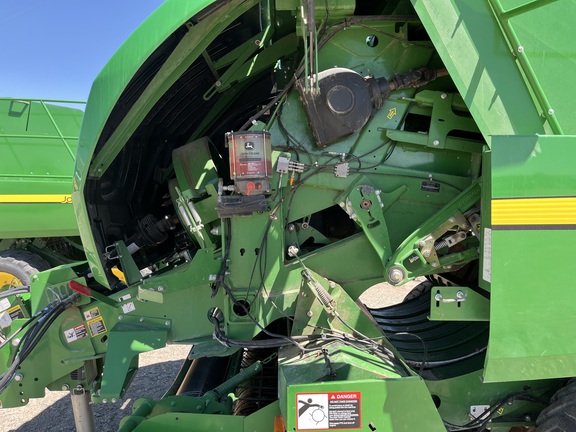 2022 John Deere L341 Baler/Big Square