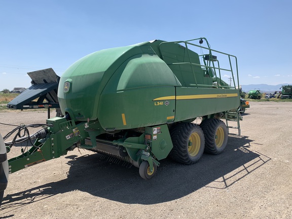 2022 John Deere L341 Baler/Big Square