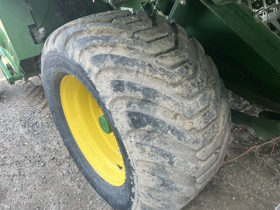 2022 John Deere L341 Baler/Big Square