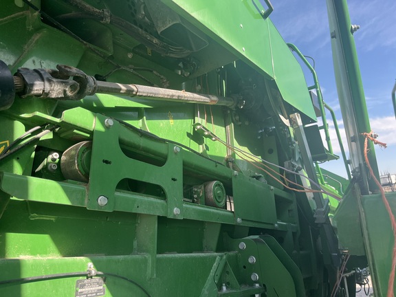 2022 John Deere L341 Baler/Big Square