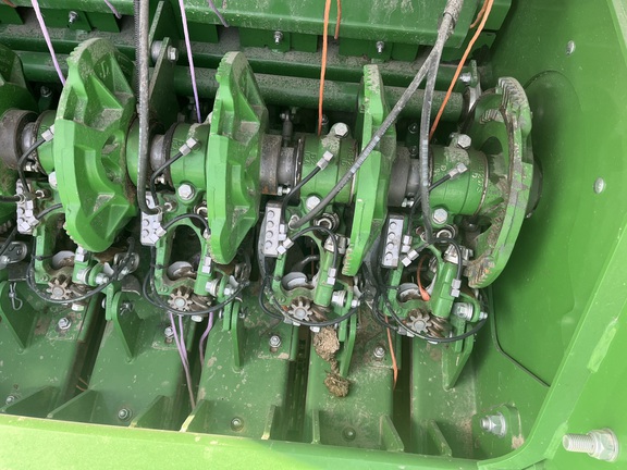 2022 John Deere L341 Baler/Big Square