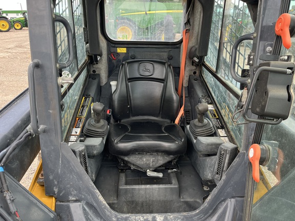 2019 John Deere 324G Skid Steer Loader