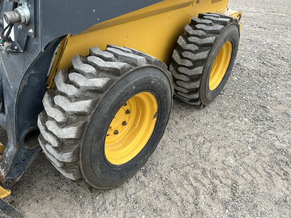2019 John Deere 324G Skid Steer Loader